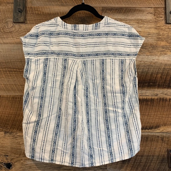 EUC - Liverpool - Button Down Blouse - White/Blue Stripe - XL - Picture 3 of 9